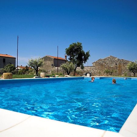 Marceta - Apartments & Rooms With Swimming Pool Fazana Bagian luar foto