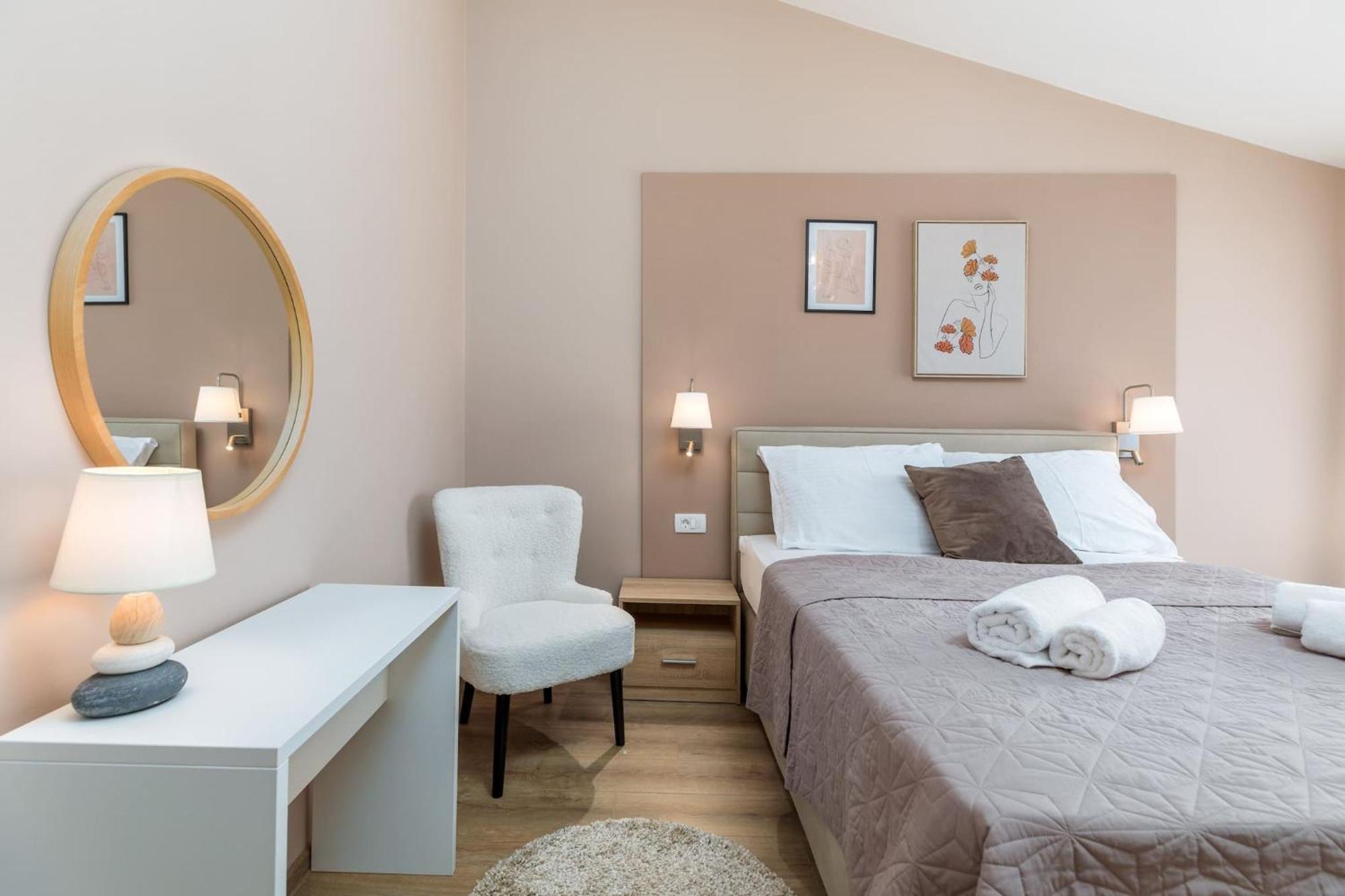 Marceta - Apartments & Rooms With Swimming Pool Fazana Bagian luar foto