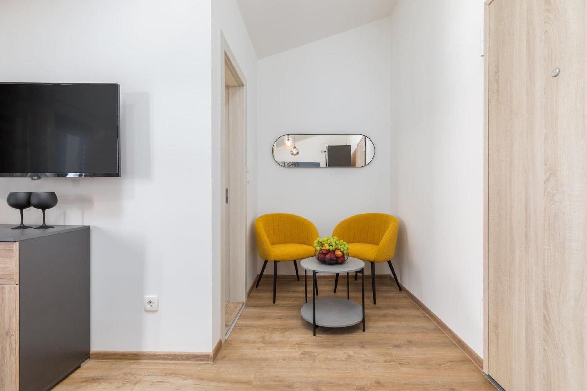 Marceta - Apartments & Rooms With Swimming Pool Fazana Bagian luar foto